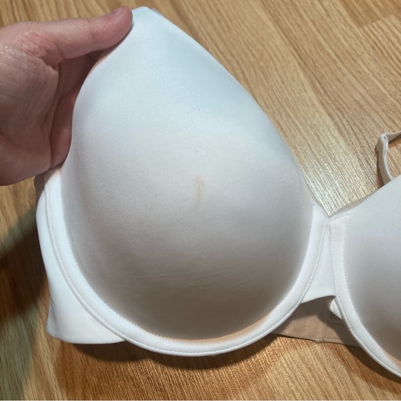 NWT Vassarette white bra 42C - Picture 2 of 6
